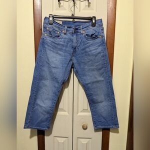 Levi's Premium Woman's Jeans Capris Size 28 Light Wash Cropped Versatile